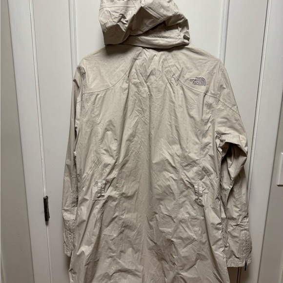 The North Face raincoat Hyvent DT size Large women’s - Picture 4 of 13
